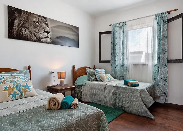 Guest house Casa Luz Elena 4*